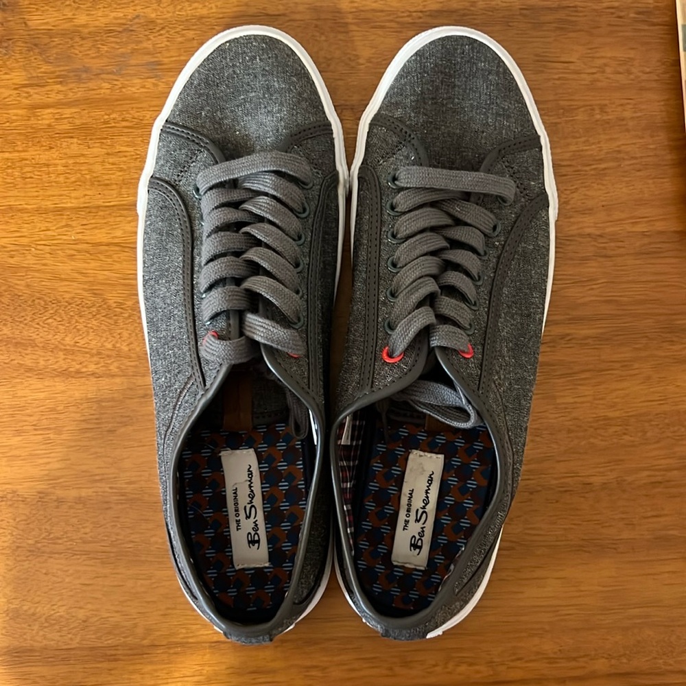 Men’s Ben Sherman Sneaker Size 11 NEVER WORN